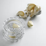  Ihr Garlic Twist st&uuml;ckelt Knoblauch, Schalotten, Ingwer, N&uuml;sse, Karotten, &hellip;