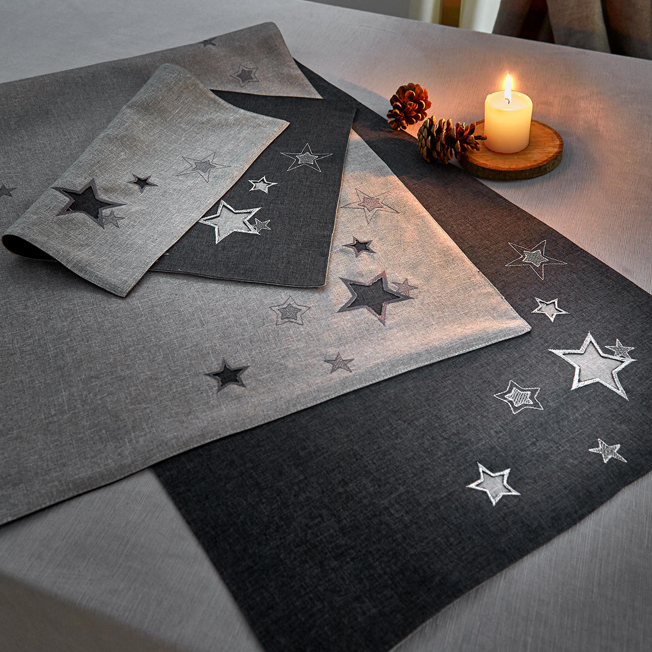 Hossner, Tischläufer Sternenzauber, 50 x 150 cm, grau rot