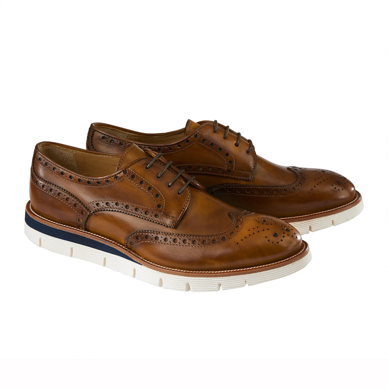 靴 DER BUDAPESTER SCHUHE SUEDE HALF BLOGUE Budapester Schuhe aus braunem Wildleder
