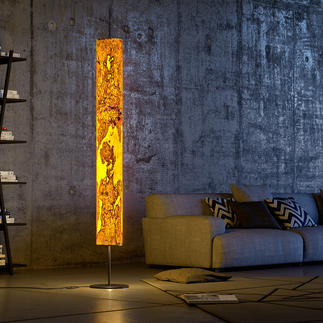 Design-Echtholz-Leuchte Beleuchtung der Extraklasse: die eindrucksvolle LED-Stehleuchte aus laminiertem Olivesche-Holz. Jede ein Unikat.
