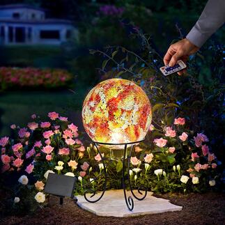Solar-Gartenkugel Stimmungsvolles Leuchten in Ihrem Garten: Ein faszinierender Blickfang bei Tag und bei Nacht.