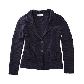 Dunkelblauer Strickblazer in schlichter Form, Vorderansicht.