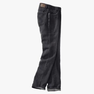 24 Stunden-Jeans in Grau, hängend und leicht gekippt.