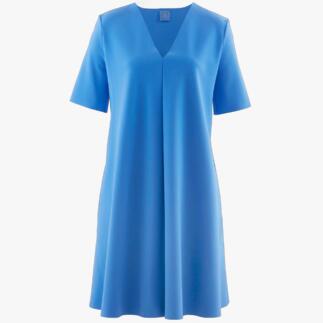 Vordere Ansicht des blauen A-Shape-Kleides mit V-Ausschnitt