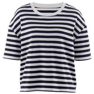Gestreiftes Boxy-T-Shirt, frontal betrachtet.