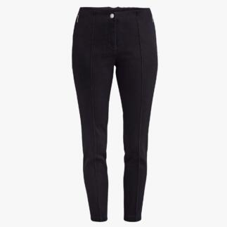 Vorderansicht einer dunklen Jeans mit sichtbar abgenähten Nähten und hohem Bund.