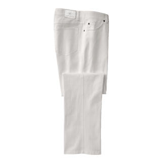 Weiße T400®-Jeans liegen flach auf einem Tisch