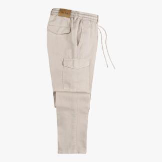 Hanf-Cargo-Shorts in Beige mit elastischem Bund und Seitentaschen.
