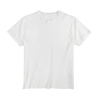Weißes T-Shirt auf einem weißen Hintergrund.