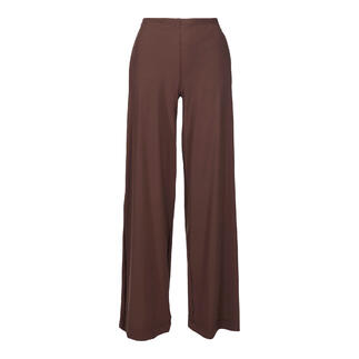 Vordere Ansicht einer braunen, weiten Hose