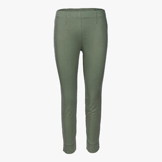 Frontansicht von einer grünen Schlupfhose aus der Seductive Kollektion
