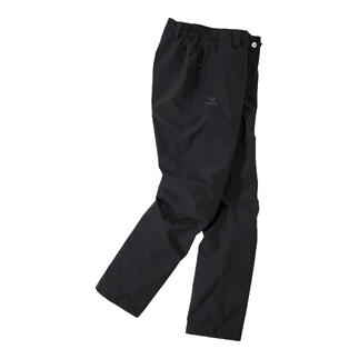 Schwarze Hardshell-Hose mit elastischem Bund.