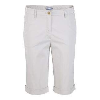 Vorderansicht der pearl grey Bermudas, elegant und lässig für den Sommer.