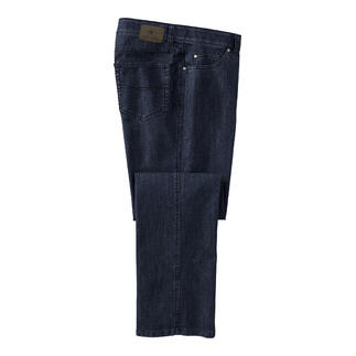 Dunkelblaue Jeans, liegend.