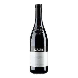 Flasche des Weins 'Gaja Barbaresco 2015' mit eleganter Etikettgestaltung.