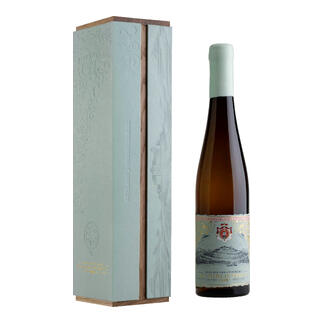 Ex Bibliotheca Cuvee 100 Spätlese in dekorativer Verpackung.