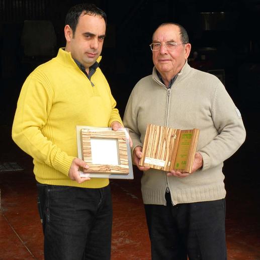 Das Olivenöl „Primo D.O.P Monti Iblei” von Salvatore und Giovanni Cutrera wird bereits seit vielen Jahren mit internationalen Auszeichnungen prämiert.