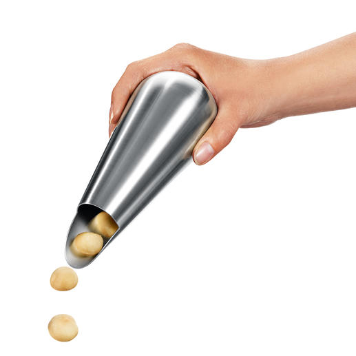 Einfach Snackspender drehen, schon gibt er die richtige Portion Nüsse in die Hand. Einfach Snackspender drehen, schon gibt er die richtige Portion Nüsse in die Hand.