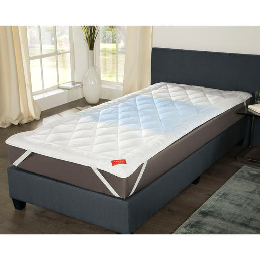Hefel Cool Unterbett Erfrischt schlafen – sogar bei 30 °C: das Stepp-Unterbett mit genialem Cool Vlies.