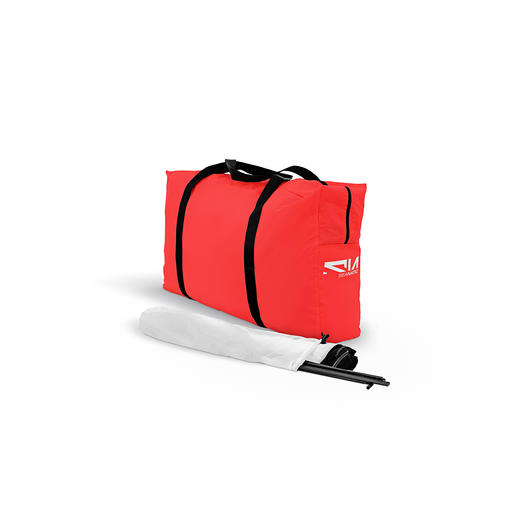 Zum Transport klein verstaubar in der mitgelieferten Nylon-Tragetasche. Zum Transport klein verstaubar in der mitgelieferten Nylon-Tragetasche.