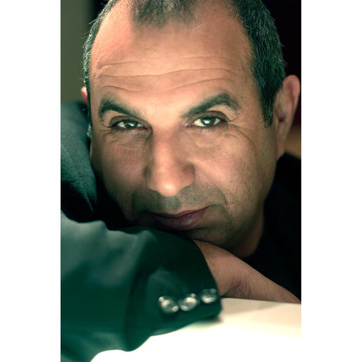 Designt vom italienischen Architekten und Designer Stefano Giovannoni. Designt vom italienischen Architekten und Designer Stefano Giovannoni.