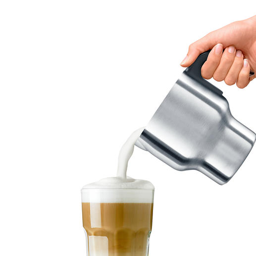 In ca. 2:24 Min. sind z.B. 200 ml Milch (9 °C) auf 60-65 °C erhitzt und feinporig aufgeschlagen. In ca. 2:24 Min. sind z.B. 200 ml Milch (9 °C) auf 60-65 °C erhitzt und feinporig aufgeschlagen.
