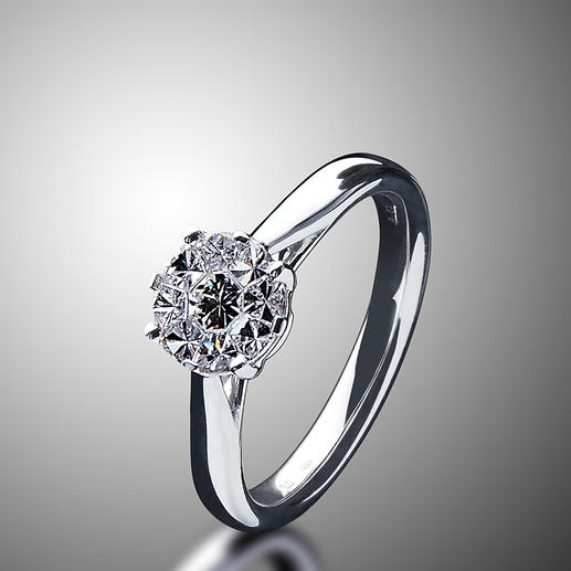 Diamantring, -Ohrstecker oder -Kette Illusion-Setting Prachtvolle, echte Diamanten. Funkelnd wie ein 1-Karäter – zum Bruchteil des Preises.
