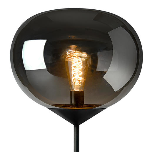 Schalten Sie das Licht an – und wie von magischer Hand wird die Glaskuppel transparent und bringt die leuchtende Glühbirne zum Vorschein. Schalten Sie das Licht an – und wie von magischer Hand wird die Glaskuppel transparent und bringt die leuchtende Glühbirne zum Vorschein.
