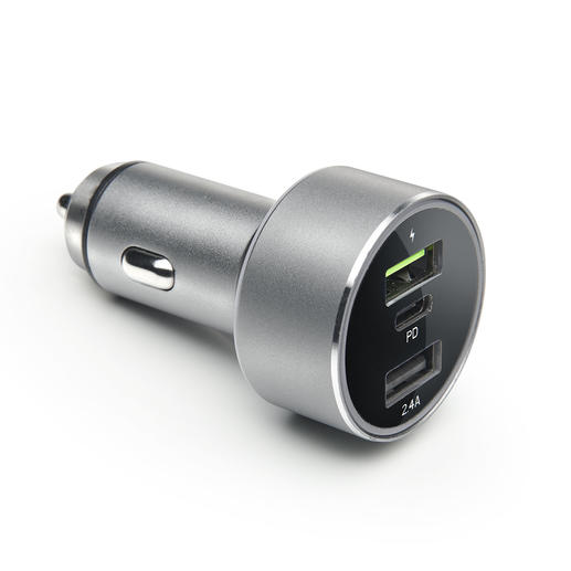 3-Port USB-Highspeed-Charger Integriert: USB-Typ-C-Port (3A), ­Qualcomm® Quick Charge™ 3.0 (3 A) und 2,4 A-Port. Ermittelt für jedes Mobilgerät die optimale Ladespannung und damit schnellstmögliche Ladegeschwindigkeit.