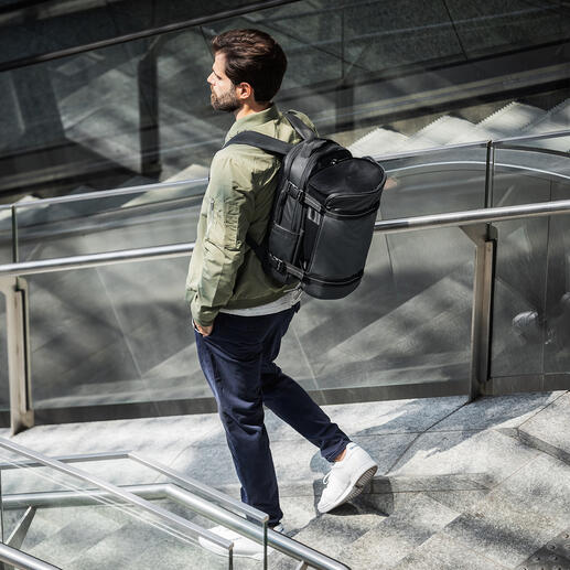 Backpack PRO Der genial wandelbare Rucksack: passt sich Ihrem Bedarf im Handumdrehen an. Perfekt für Office, Reise, Freizeit, Sport.