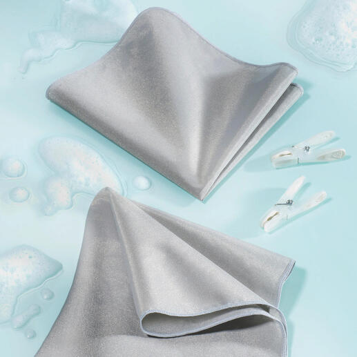 SilverWash®-Waschmaschinentuch in grau auf aquablauem Hintergrund