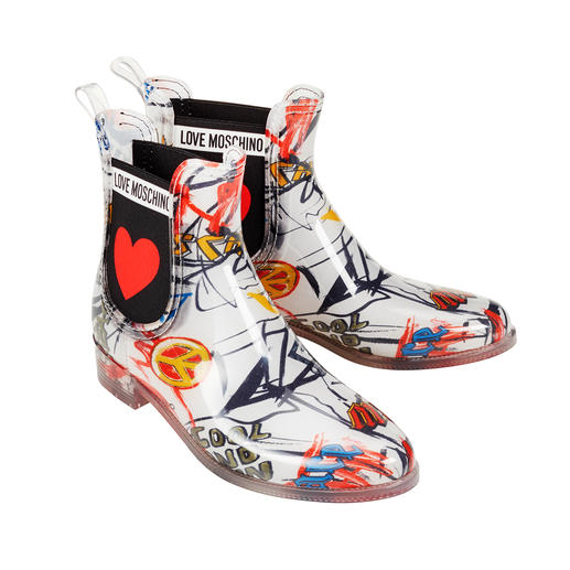love moschino chelsea boots