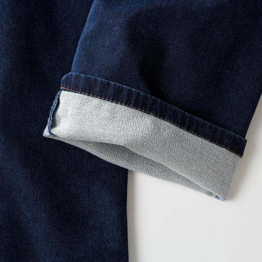 Innen ist der Jersey sanft geraut – dadurch super soft und anschmiegsam. Innen ist der Jersey sanft geraut – dadurch super soft und anschmiegsam.