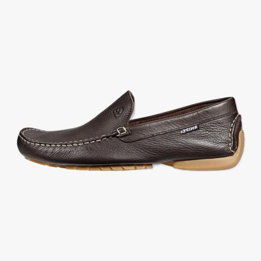 Seitenansicht eines waschbaren Snipe-Lederslippers für Männer in schwarz.
