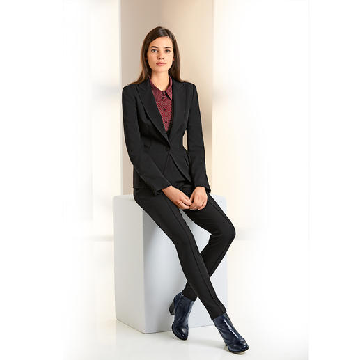 Anzug-Hose und Anzug-Blazer Anzug-Hose und Anzug-Blazer