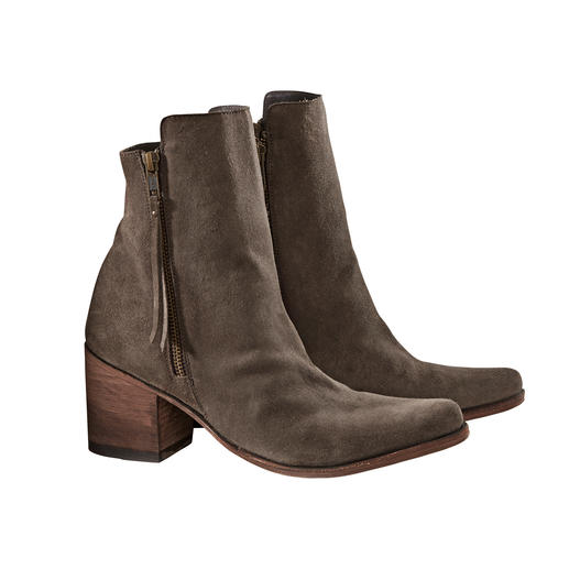Taupe Taupe