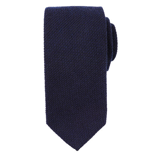 Die perfekte Krawatte zu Ihren liebsten Winter-Sakkos und -Anzügen. Wollige Strick-Optik aus Kaschmir und Seide. Klassisch spitze Form.