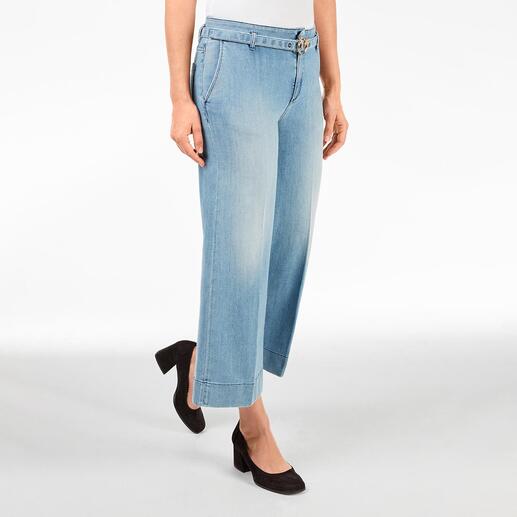 Vorderansicht einer Pinko Light Denim-Culotte in hellem Denim.