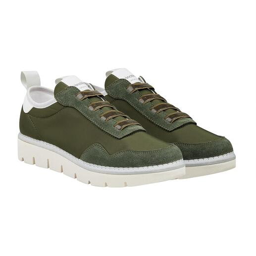 Doppelte Darstellung von grünen Pànchic Sneakers in Größe 37 mit weißen Akzenten.