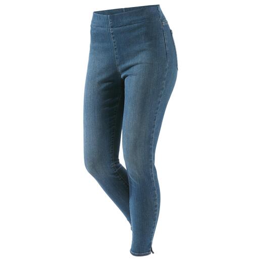 Die Pull-On-Jeans, die sich 3 Größen anpasst – bei vollem Komfort. Herrlich bequem und flexibel + Slimming-Effekt. Von NYDJ®, Los Angeles.
