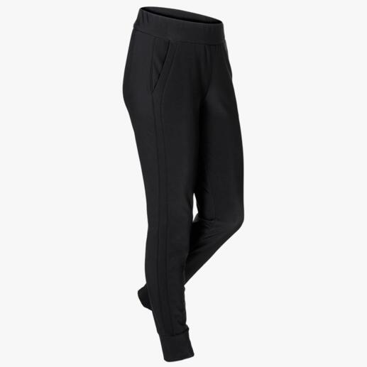 Die Thermo-Hose in modischer Jogger-Pants-Form: angenehm wärmend und herrlich bequem. Perfekter Schnitt vom deutschen Spezialisten für Damenhosen: Stehmann, seit 1971.