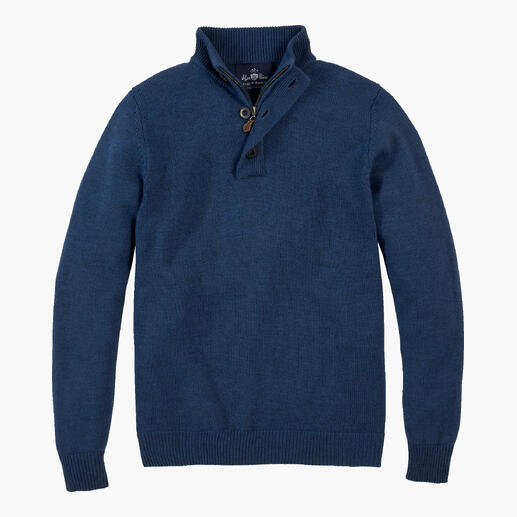 Blauer Troyer liegt flach auf einer Oberfläche.
