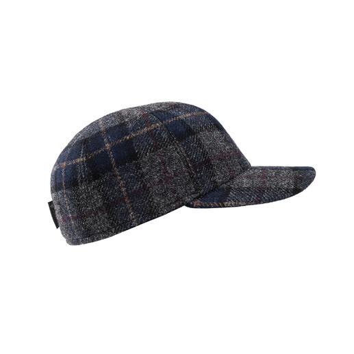 Gore-Tex Wollkappe in seitlicher Ansicht, grau mit Karomuster
