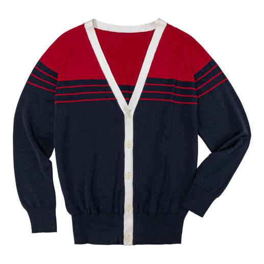 Maritimer Seiden-Cardigan in navy mit roten Streifen und V-Ausschnitt, liegend auf weißem Hintergrund.