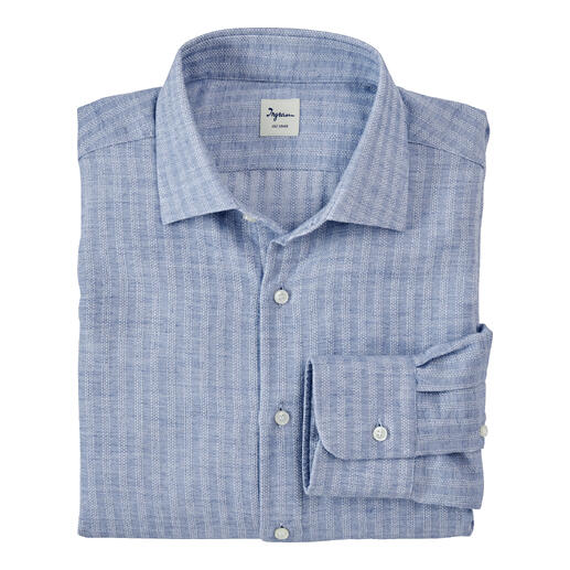 Helles blau-gestreiftes Jacquard-Hemd mit aufgerolltem Ärmel.