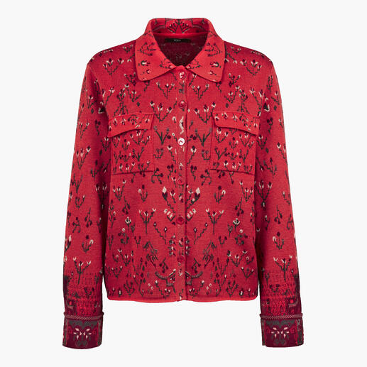 Rote Jacquard-Strickbluse mit zwei Taschen und Knöpfen.