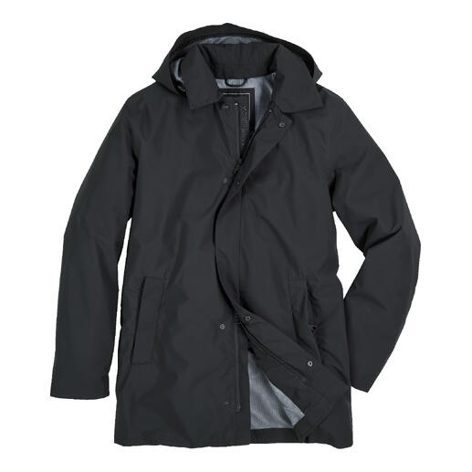 Dunkelgraue Business-Regenjacke, hängend an einem Kleiderbügel.