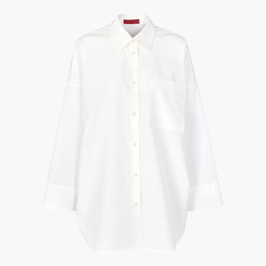 Oversize Sommerbluse in Weiß mit geradem Schnitt.