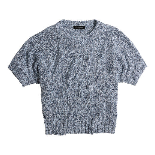 Blau-gemusterter Pulli mit kurzem Arm, fließende Strickstruktur.