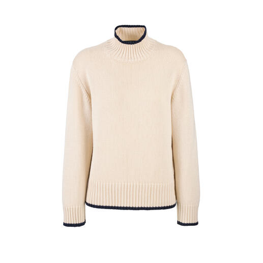 Beige Lyocell-Woll-Pullover mit hohem Kragen und geripptem Abschluss.